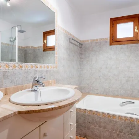 Casa Horta Den Menut *