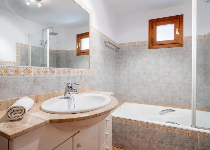 Casa Horta Den Menut *