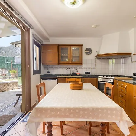 Casa Horta Den Menut