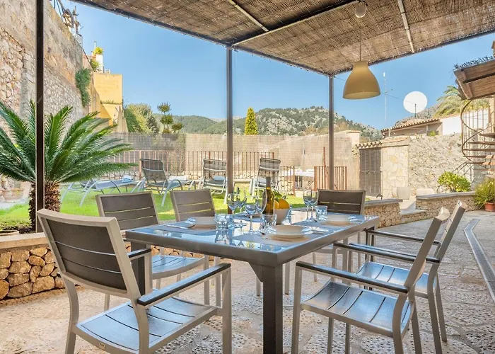 Semesterbostad Casa Horta Den Menut